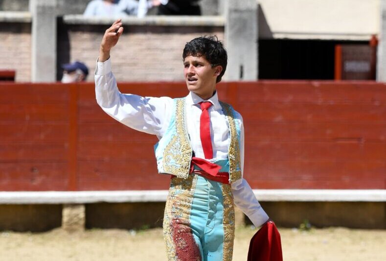 Luis Rivero, oreja pagada con sangre en Miraflores de la Sierra