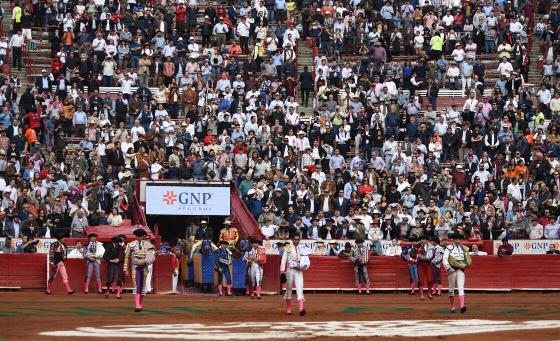 Nuevo ataque a la Plaza México