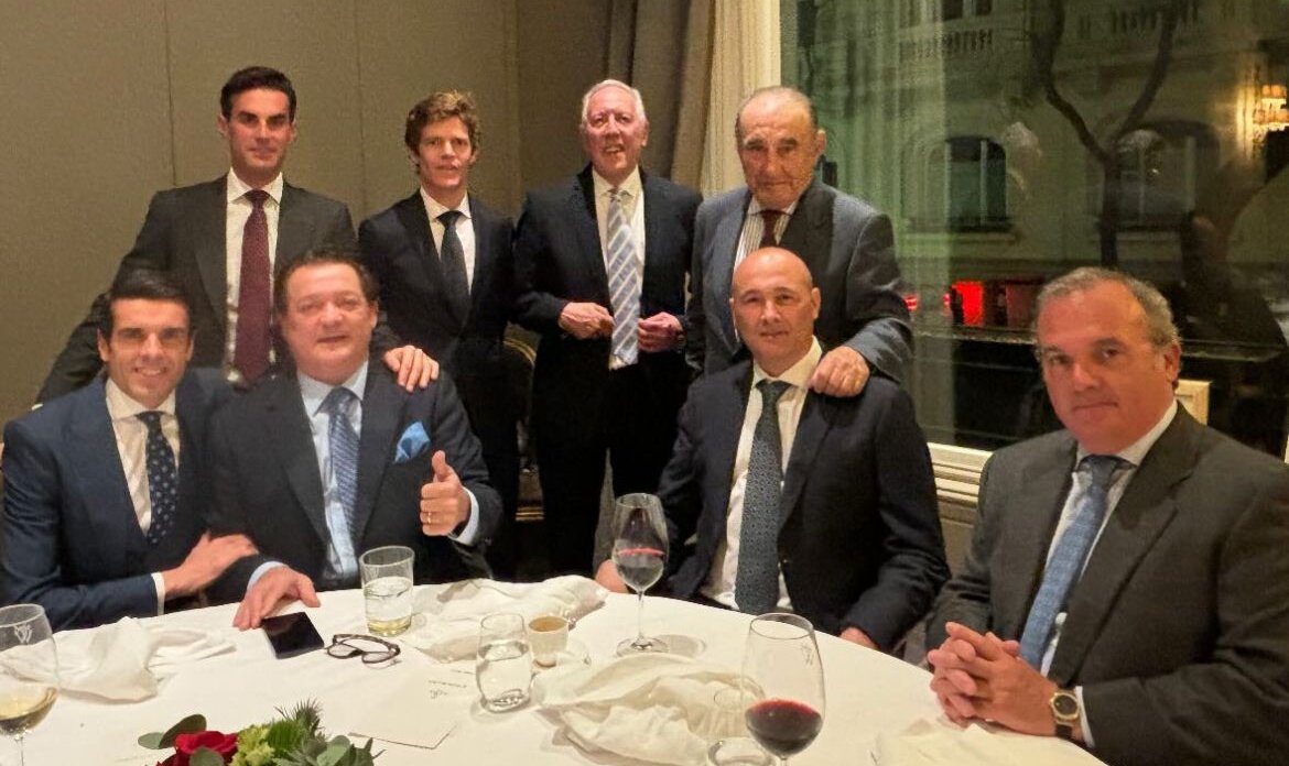 El Soro, Borja Jiménez, Fuente Ymbro, Victoriano del Río... galardonados por la peña Las Meninas