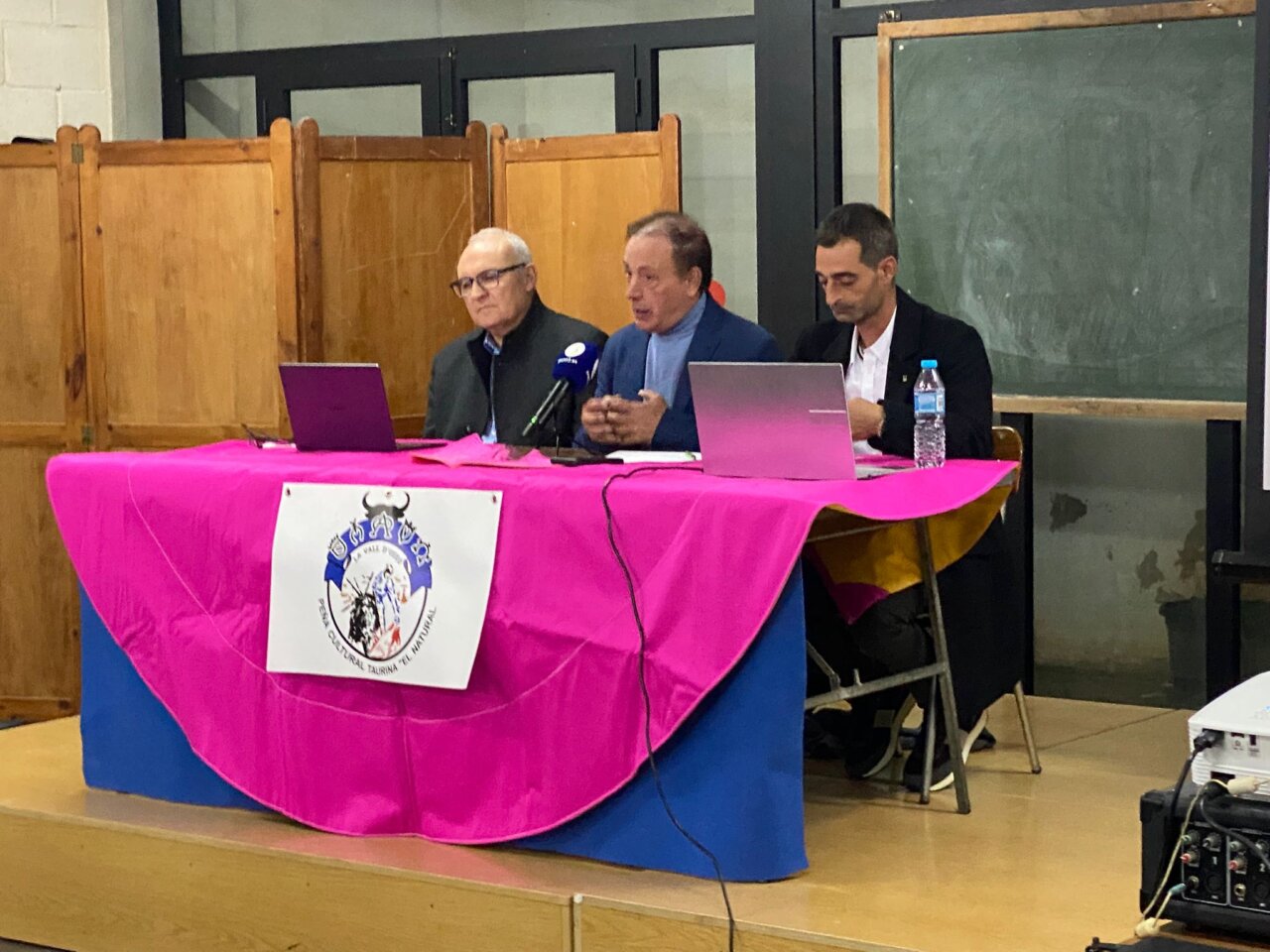 La RUCTL pone en valor la carne de toro bravo en La Vall d'Uixó