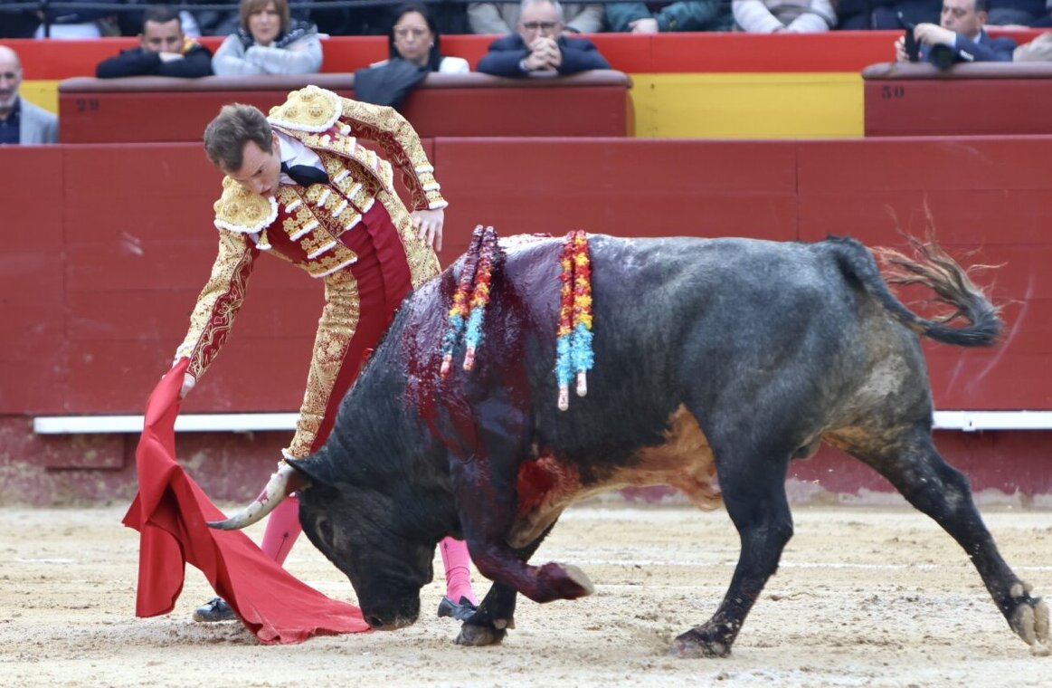 Gloria y tragedia, pasión y orgullo en la plaza