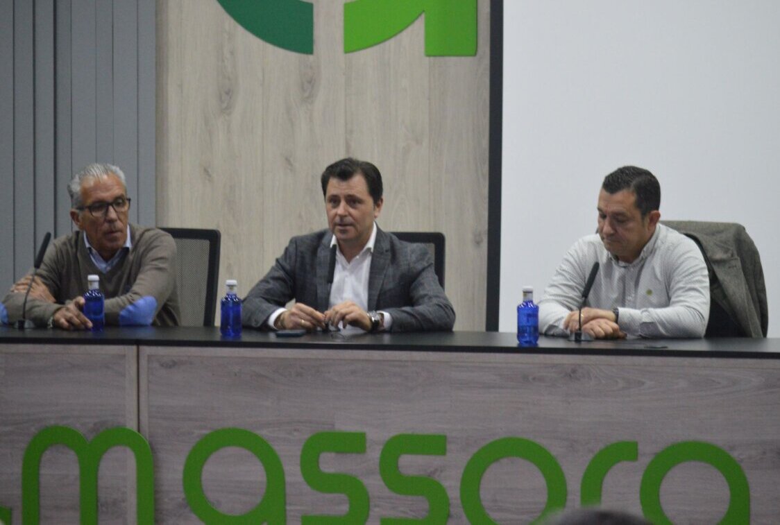 Los ganaderos de Castellón llenan y apasionan en Almassora