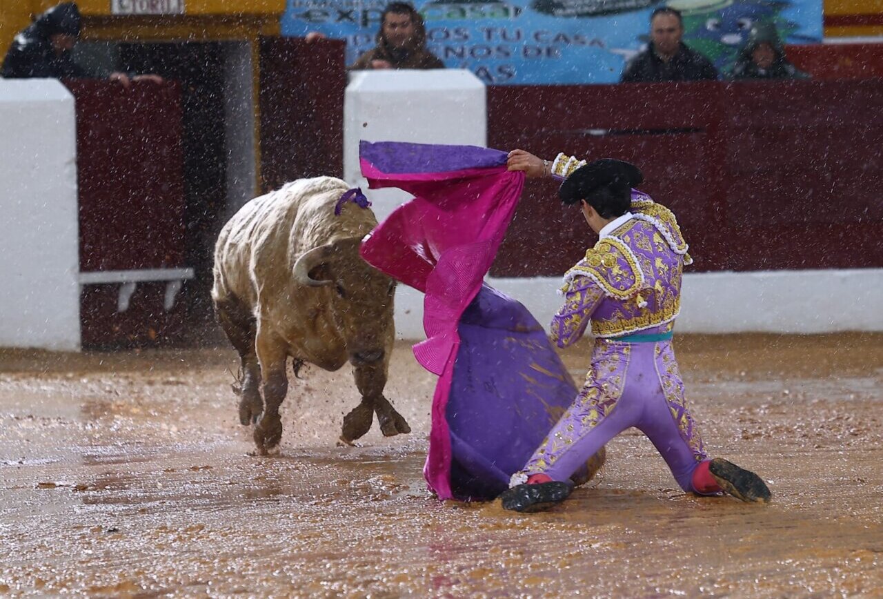 Sergio Sánchez, a portagayola contra los elementos