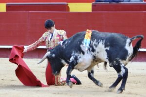 Marco Polope, de rodillas. Foto: Antonio Vigueras