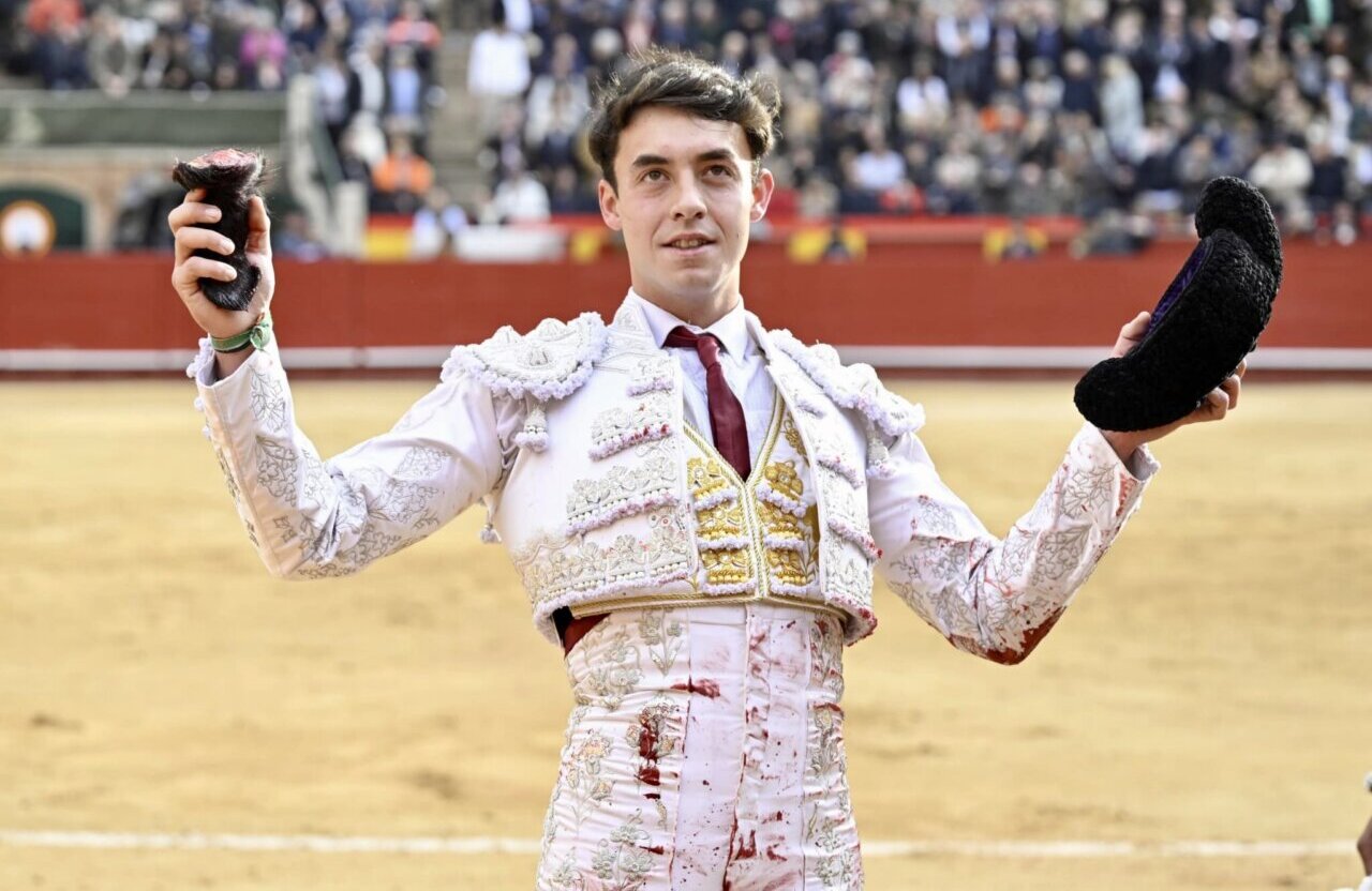 Chicharro: "Ha sido una pena no haber podido redondear mi tarde con la espada"