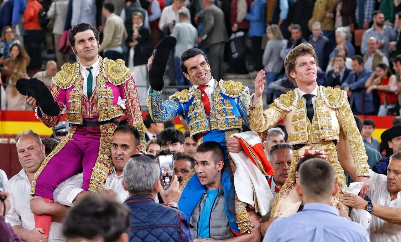 La esperadísima reaparición de Morante cuelga el No Hay Billetes