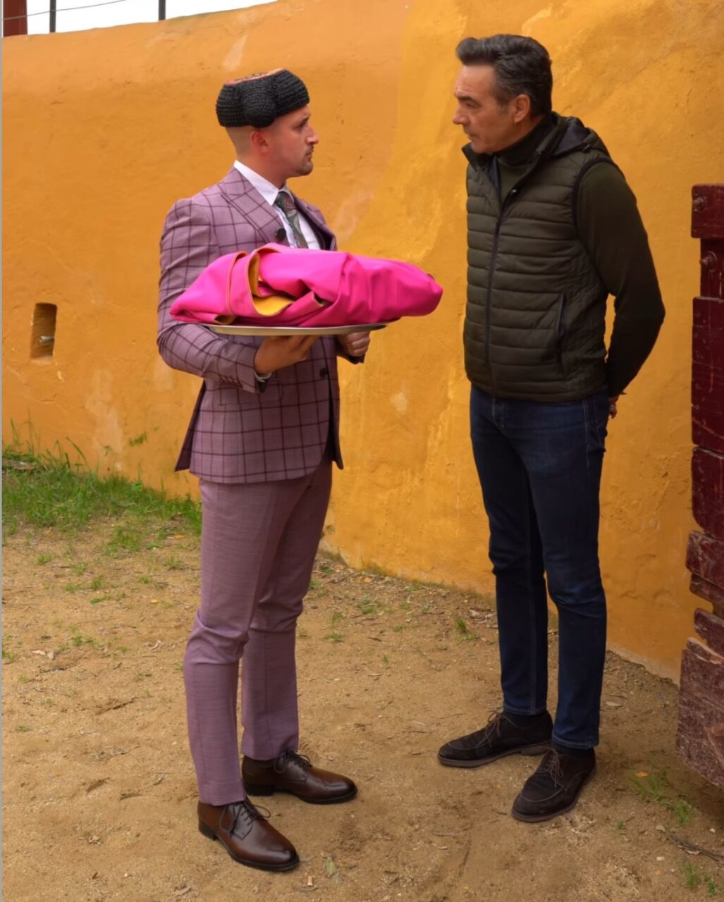 El camarero influencer Cristian Ventura debuta en los ruedos