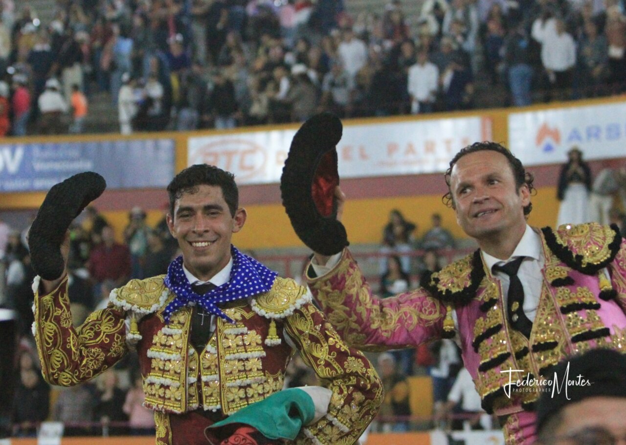 Apoteosis de Ferrera e indulto de Manolo Muñoz en Mérida