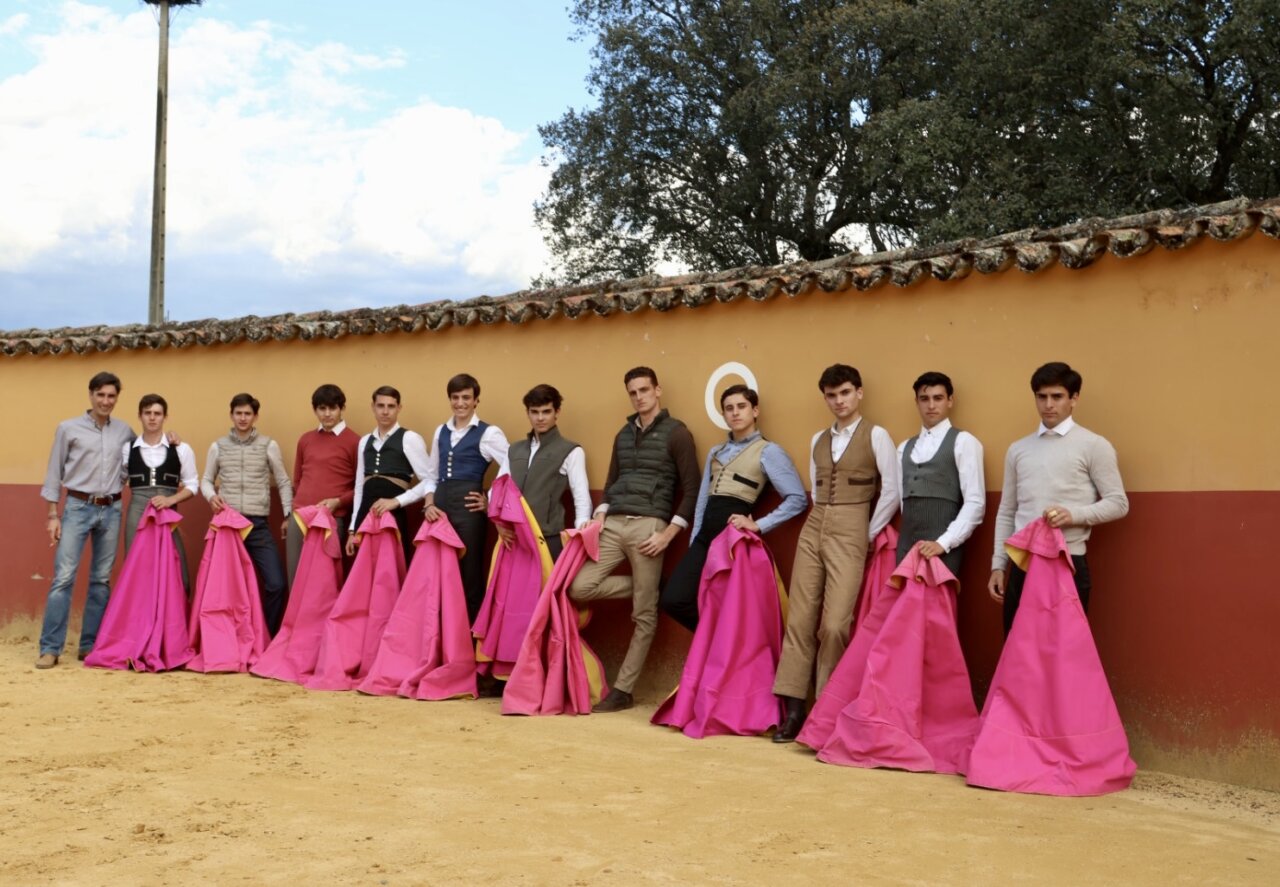 Doble jornada de campo en tierras charras de la Escuela Taurina de Alicante
