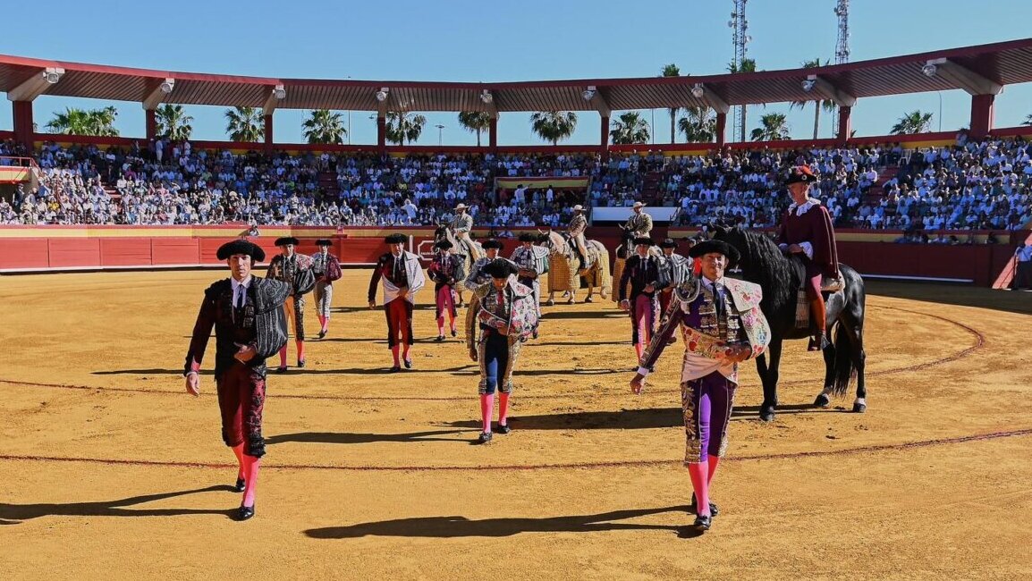 Lleno de "No hay billetes" en Palos de la Frontera