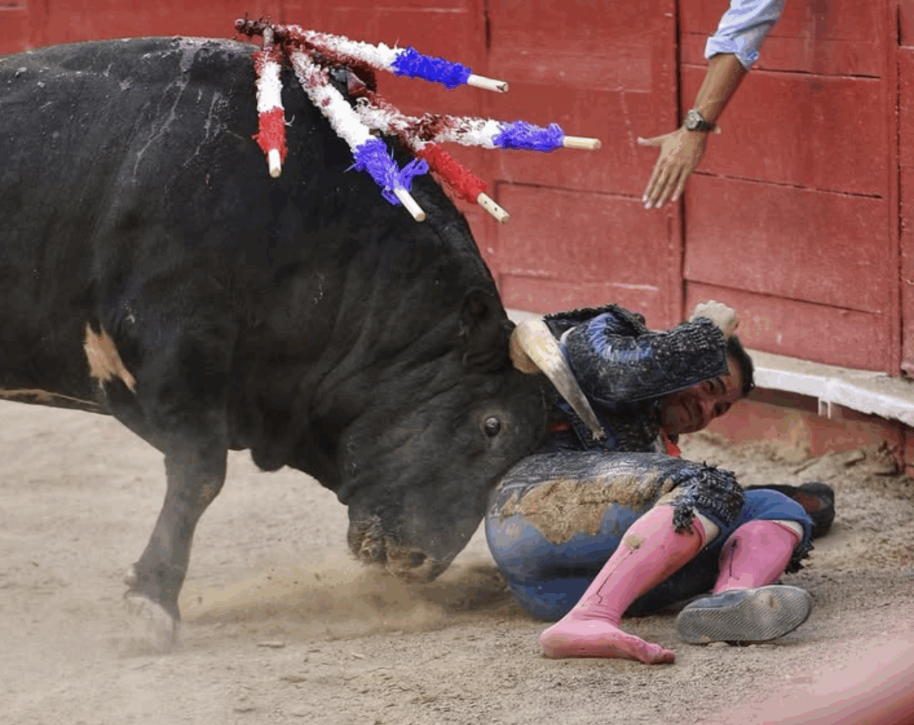 Edgar Camacho, herido en Aguascalientes I NTR TOROS