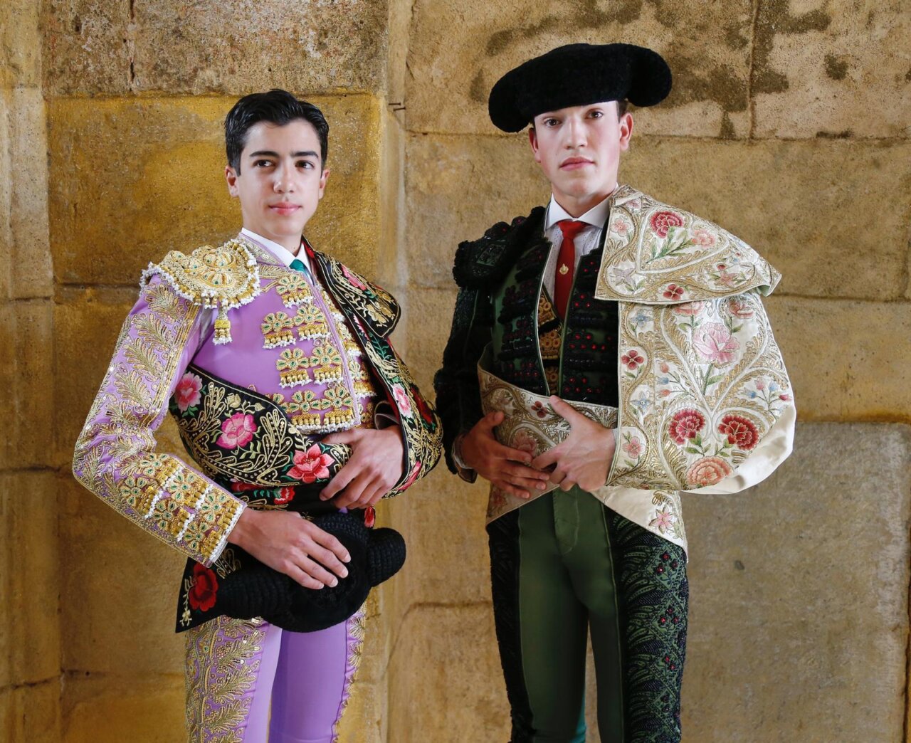 Ni el apagón histórico pudo con la novillada de Sevilla