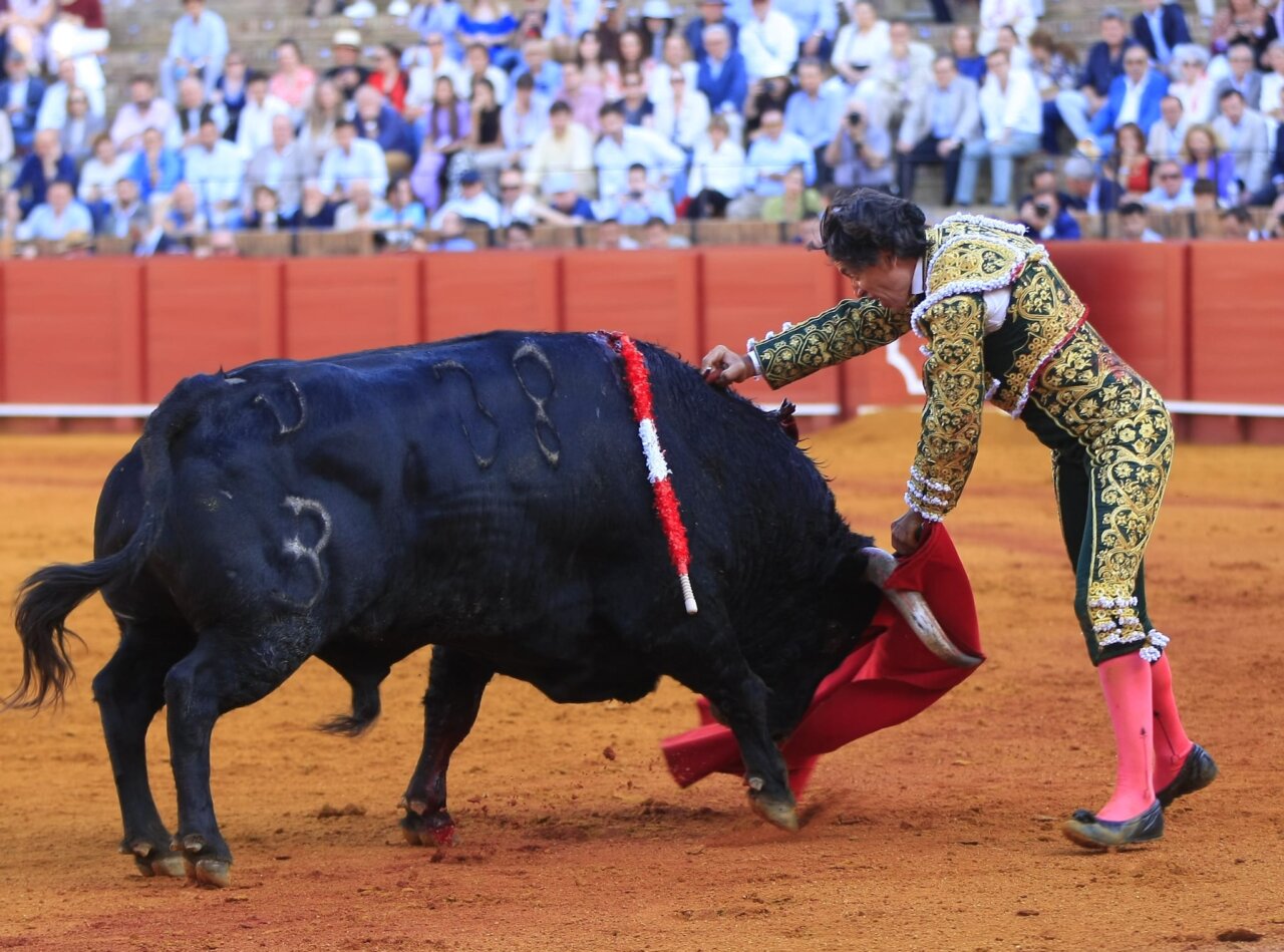 El cuarto festejo de abono de Sevilla, en imágenes