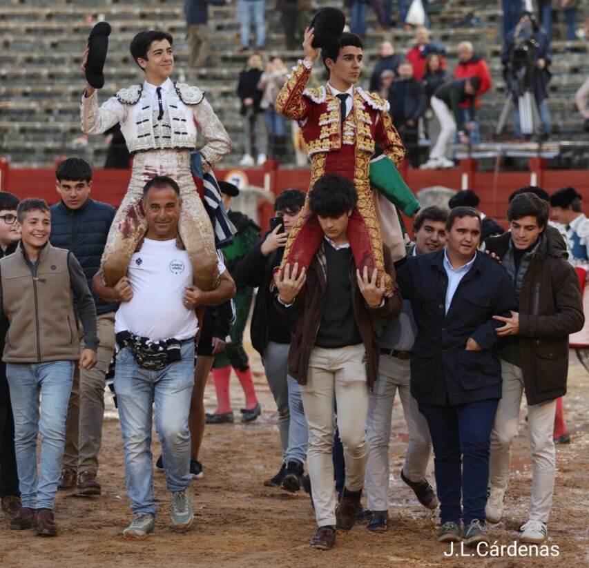 Heroicidad de Marco Pérez y Pedro Rufo bajo la lluvia en Toledo