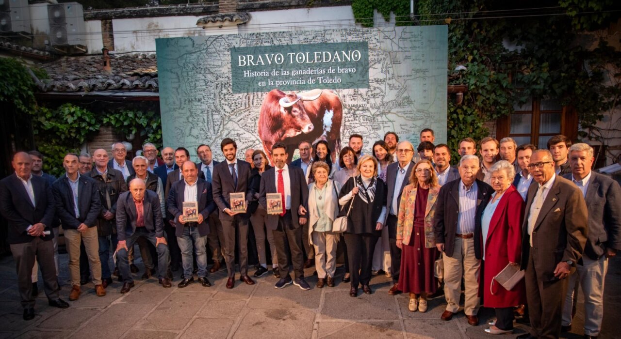 Presentado el libro "Bravo toledano, historia de las ganaderías de bravo en la provincia de Toledo"