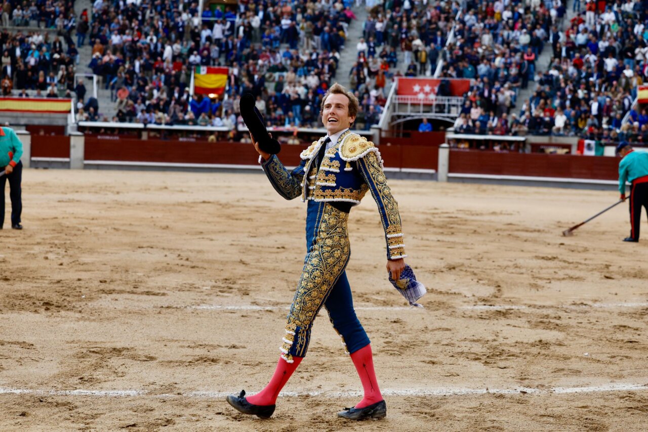 Román regresa a los ruedos tras casi un mes: Madrid y Bocairent en el punto de mira