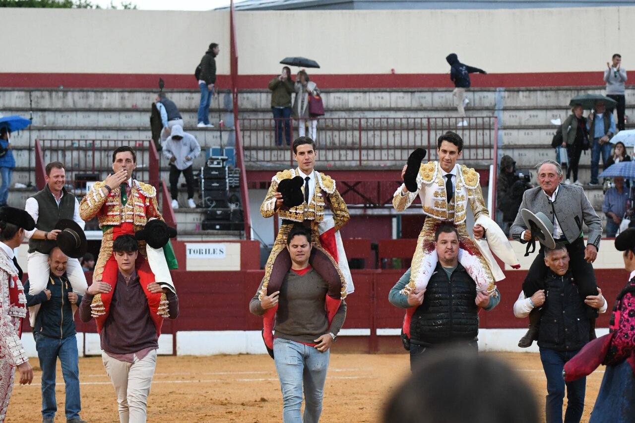 Toreo y bravura en una gran tarde en Valdemoro