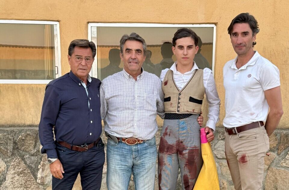Antonio Mondéjar y el novillero Iker Ruiz, nuevo apoderamiento