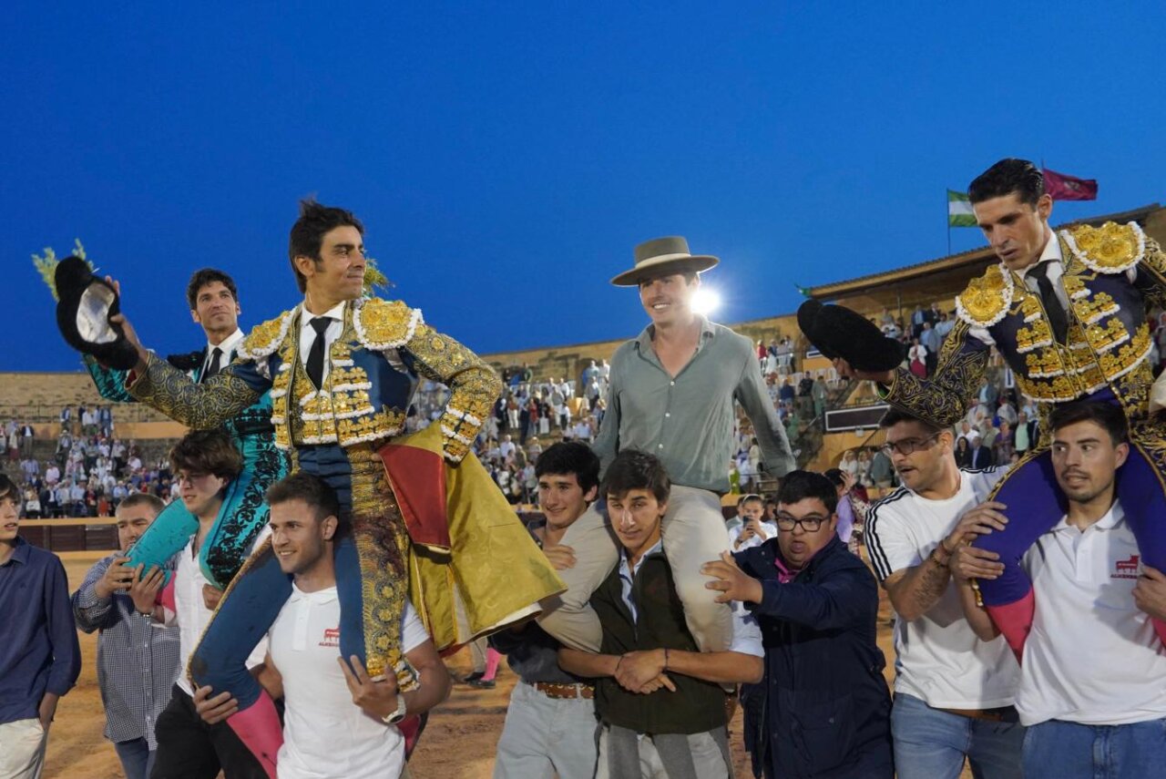 Bravura y toreo en una tarde grande en Osuna