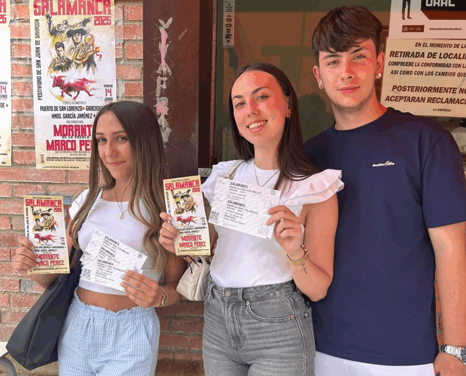 Gran acogida en la apertura de taquillas para la corrida de San Juan de Sahagún