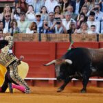 Esaú Fernández, a portagayola en Sevilla. Foto: Arjona