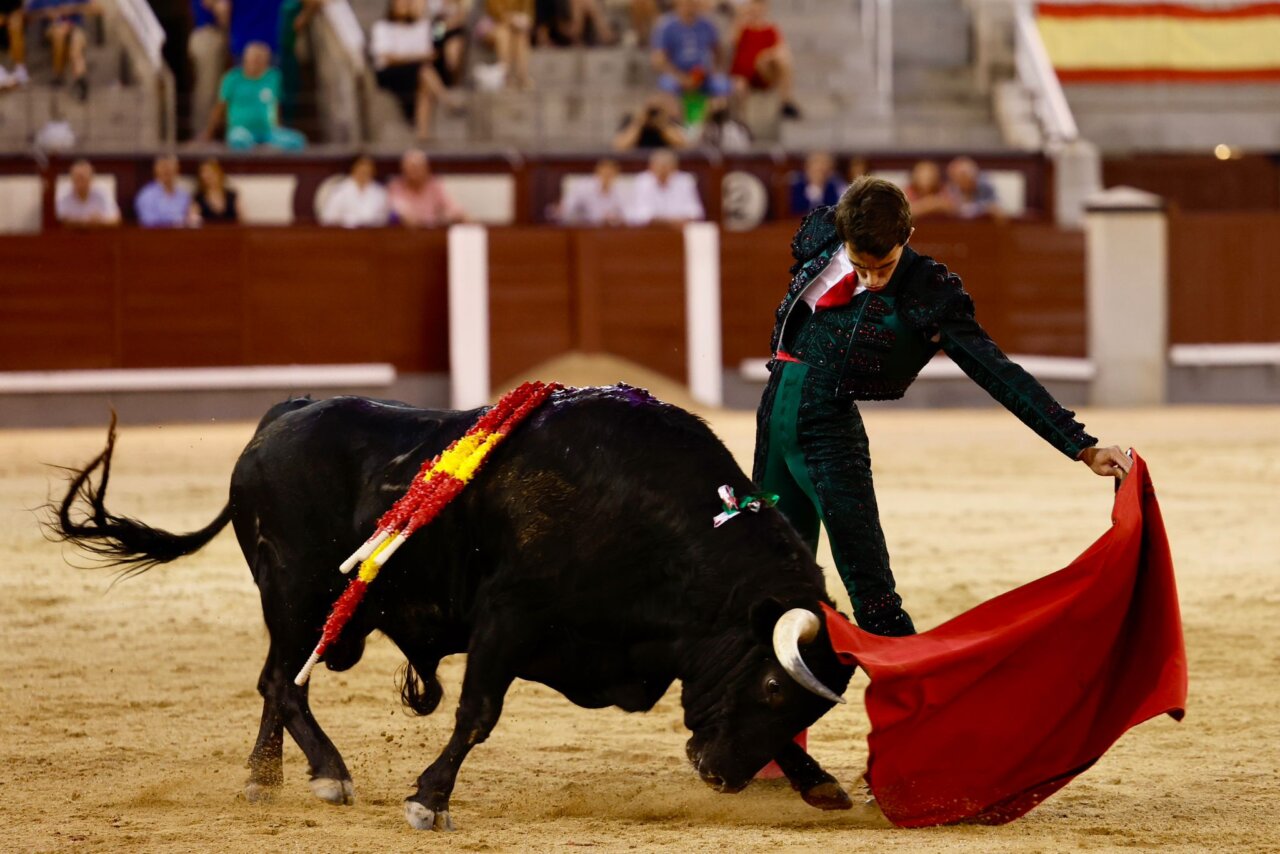 El Retamar luce en la primera nocturna de Cénate Las Ventas