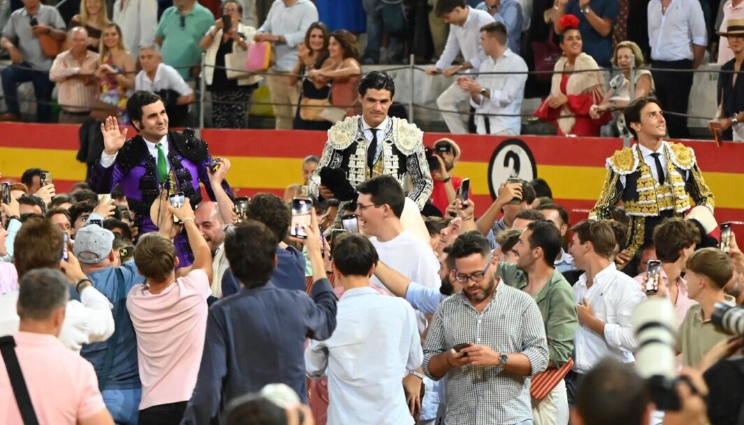 Morante, Roca Rey y Aguado, tormenta perfecta en Granada