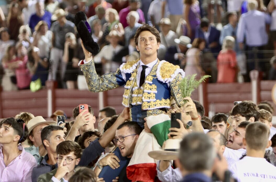 El poder de Roca Rey rinde la Ciudad Imperial en el Corpus