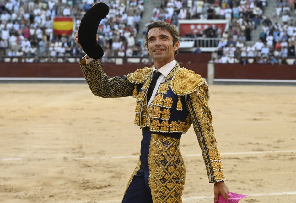 La valiente capacidad de Escribano y la emotiva tarde de Robleño