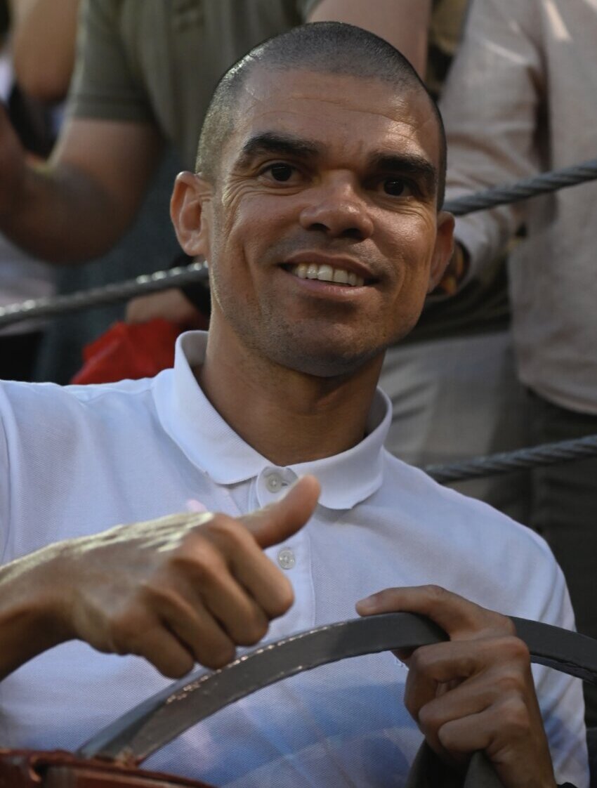 Pepe, ex futbolista del Real Madrid y del F.C. Porto, invitado de lujo en San Isidro
