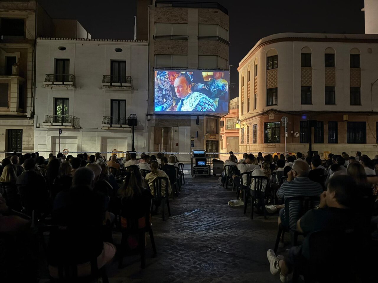 Burriana vive una noche de película con Roca Rey de protagonista