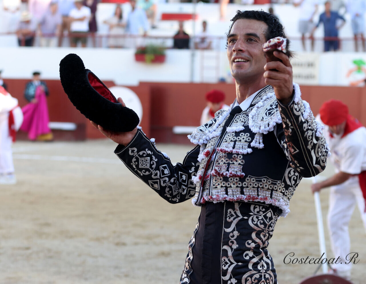 Los naturales de Morenito de Aranda y la entrega de Juan de Castilla en Mimizan