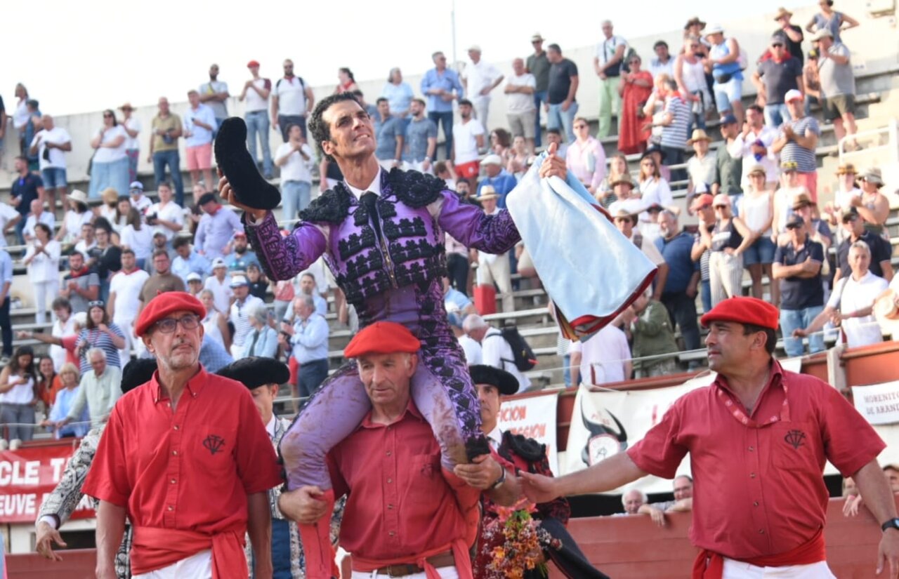 Morenito de Aranda entra en Azpeitia sustituyendo a Colombo