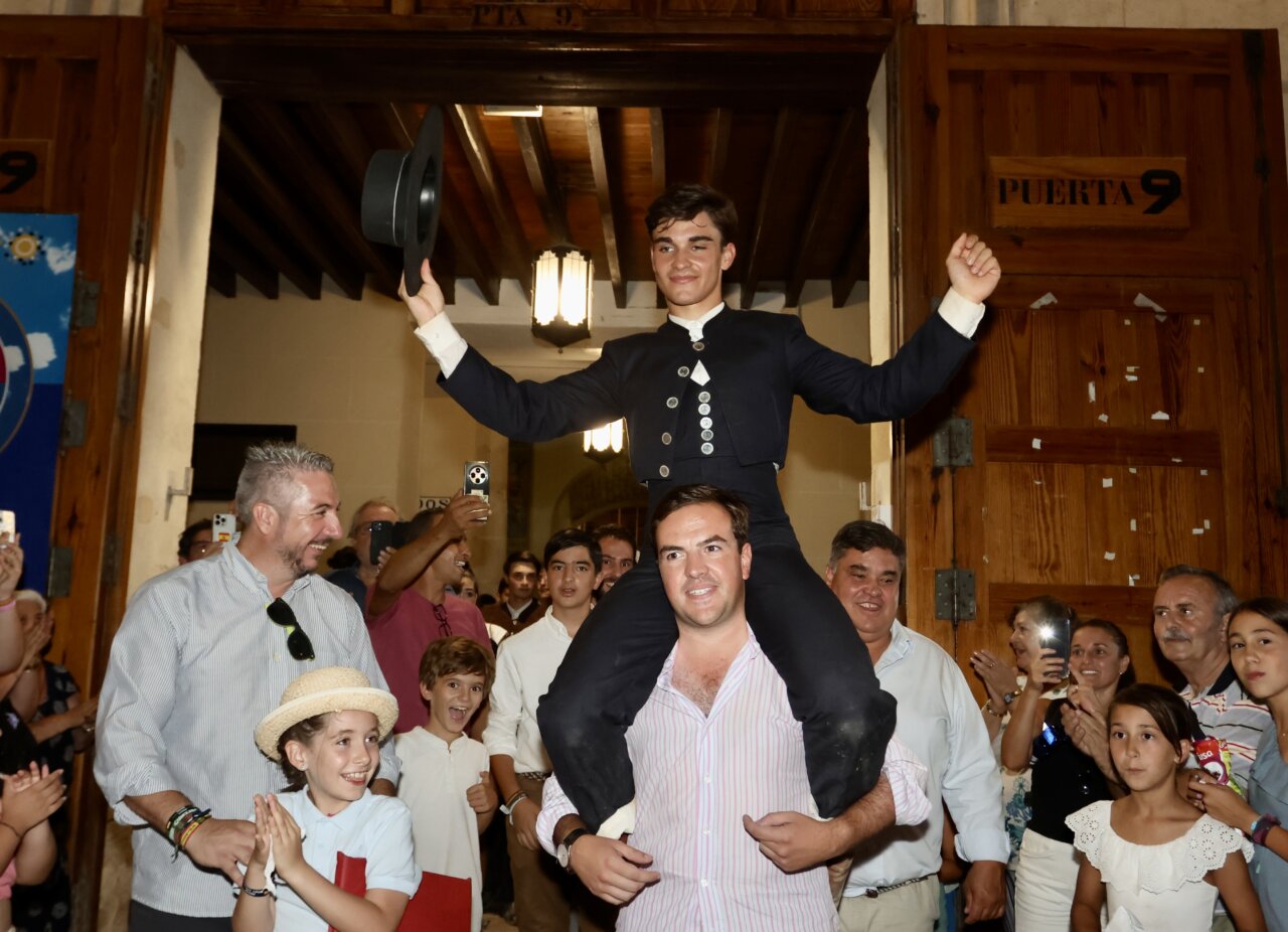 5.000 personas en la clase práctica de Alicante y el triunfo de Jaime Torija