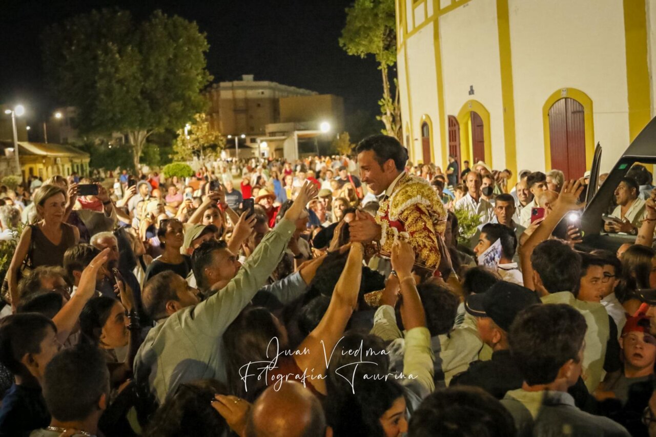 David de Miranda se reivindica entre figuras en La Línea