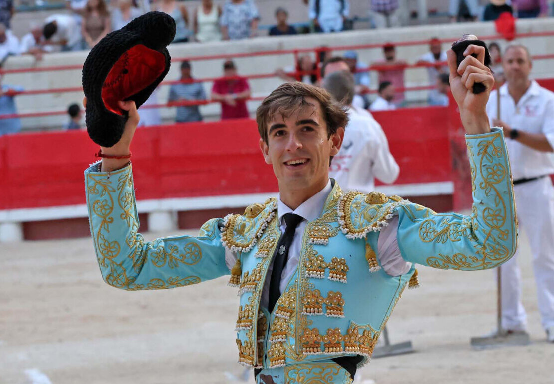 Pepe Luis Cirugeda, única oreja de la tarde en Beaucaire