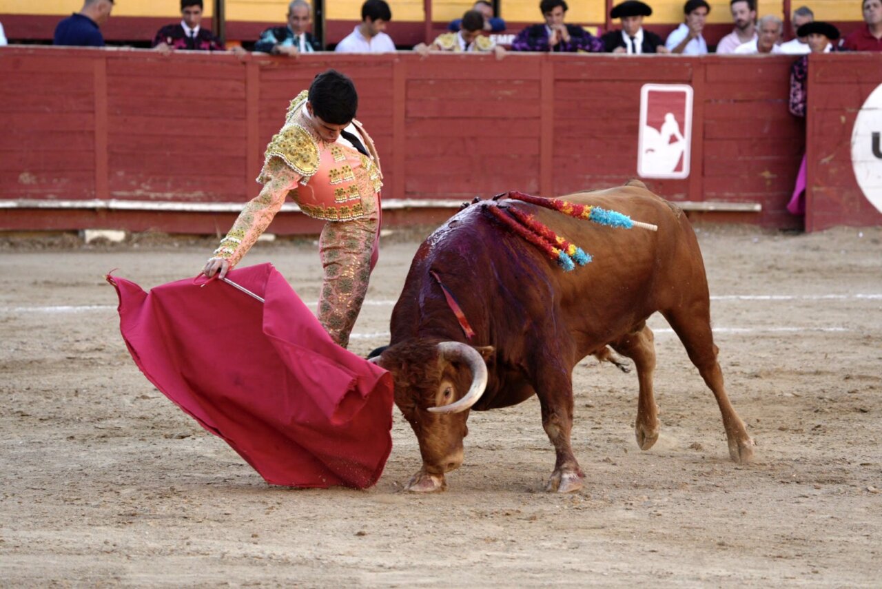 Las espadas y la presidencia cierran la puerta grande de Utiel