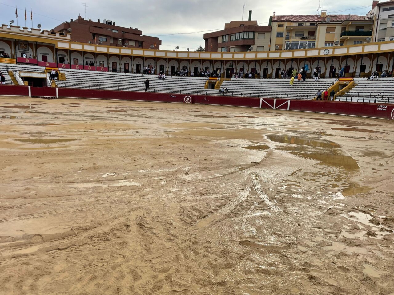 Suspendida por la lluvia la última de la Feria del Ángel de Teruel