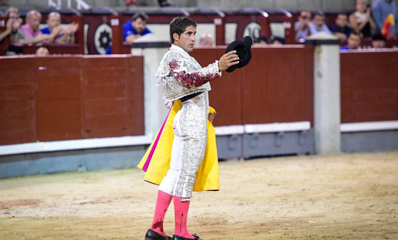 Una ovación para Rafael Cerro en la dura prueba de Juan Luis Fraile en Las Ventas