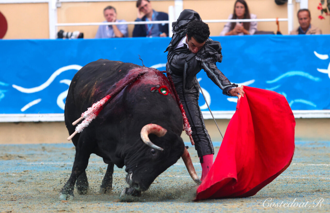 Caro toreo de Morenito de Aranda, una faena grande en Bayona