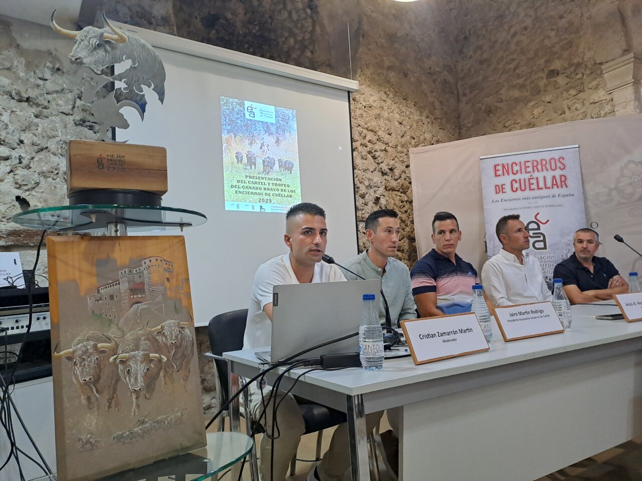 Cuéllar presenta los toros que correrán en los encierros más antiguos de España