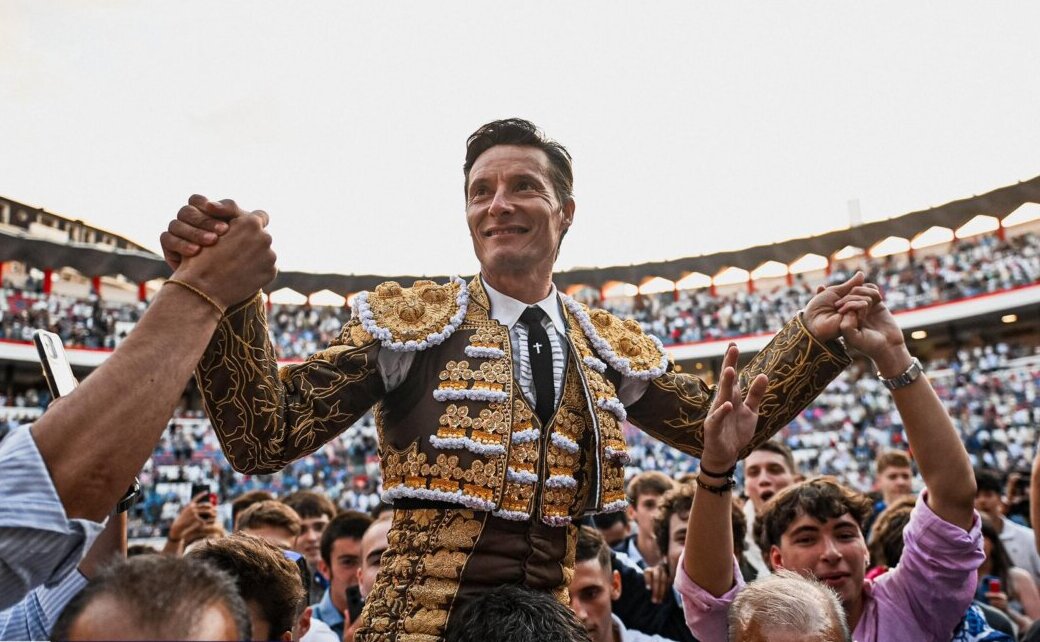 Urdiales sueña, deletrea y borda el toreo en Bilbao: una obra monumental