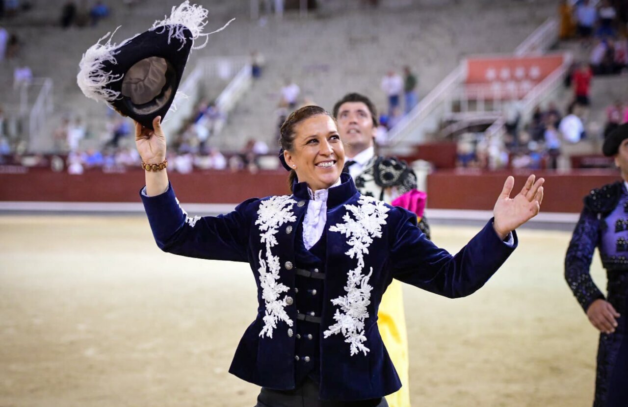 Ana Rita le forma un lío a Vencejo y vueltas al ruedo de Armendáriz e Iván Magro