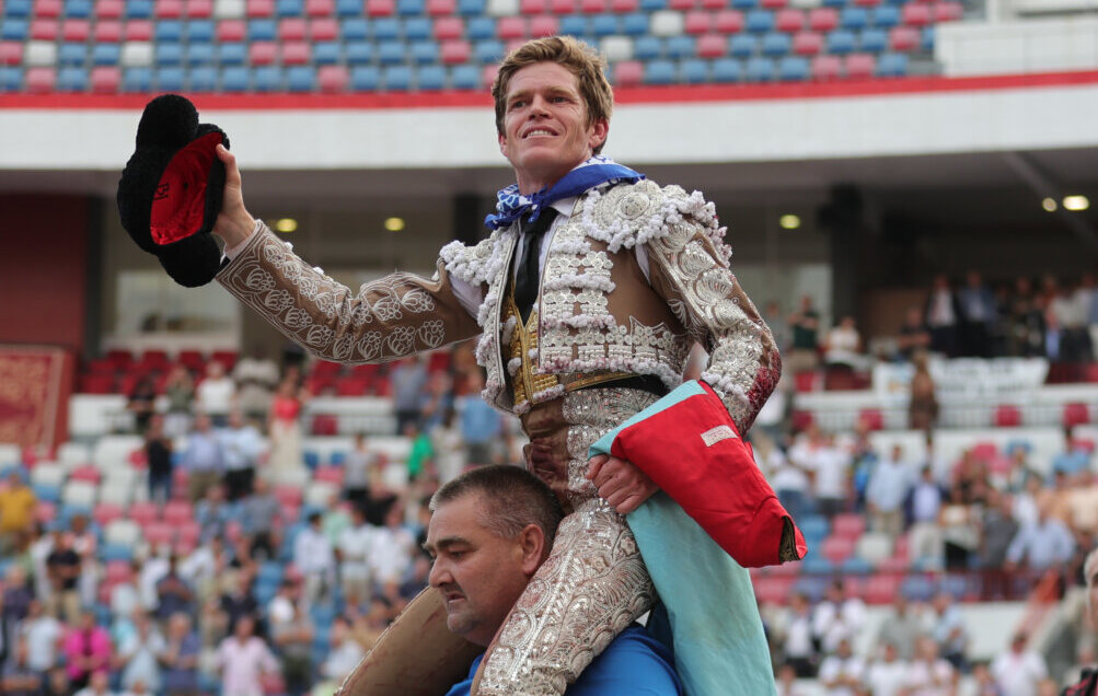 Borja Jiménez: "No quería que se acabara la faena, hoy he tocado el cielo del toreo"