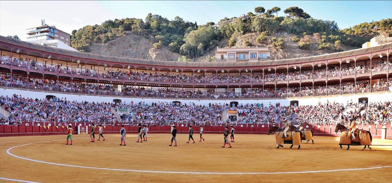 Morante de la Puebla y Cayetano, con sustitutos en Málaga