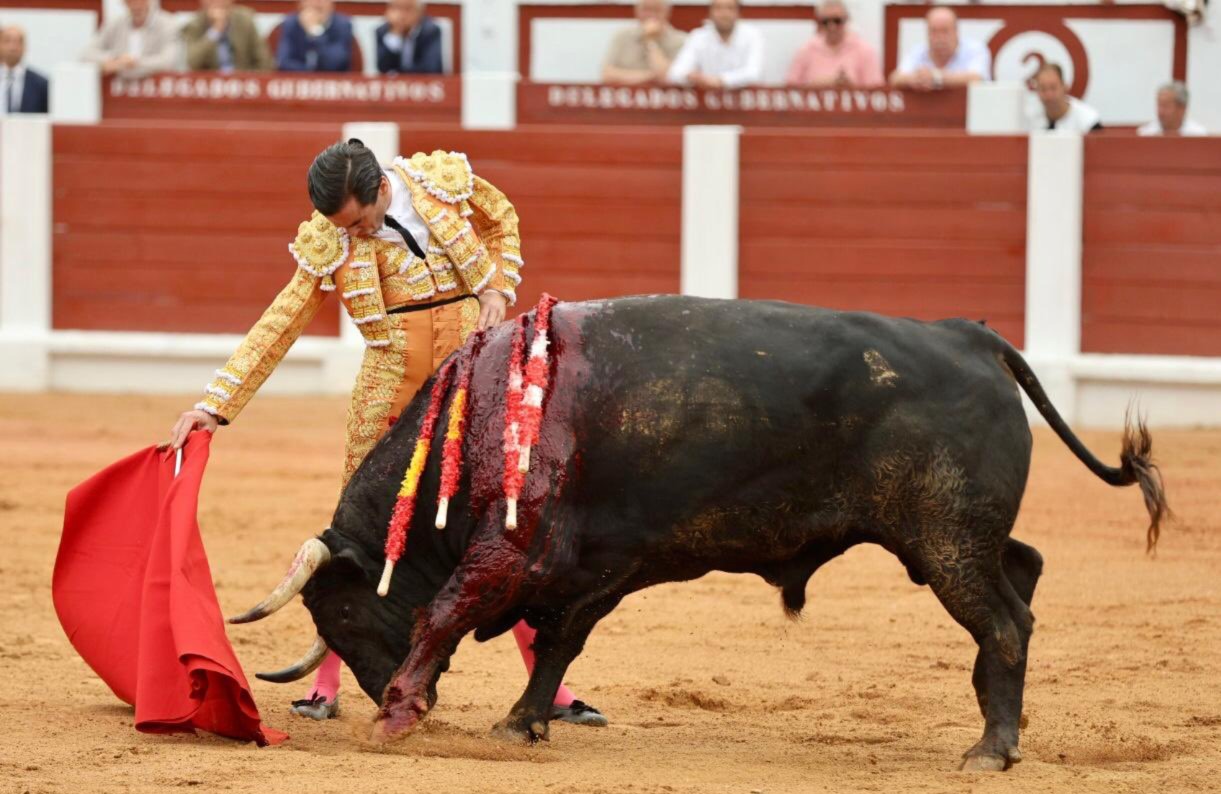 Juan Ortega encandila en El Bibio