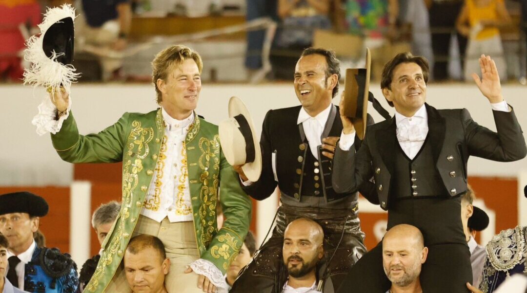 Antequera, pura fiesta de toreo a caballo