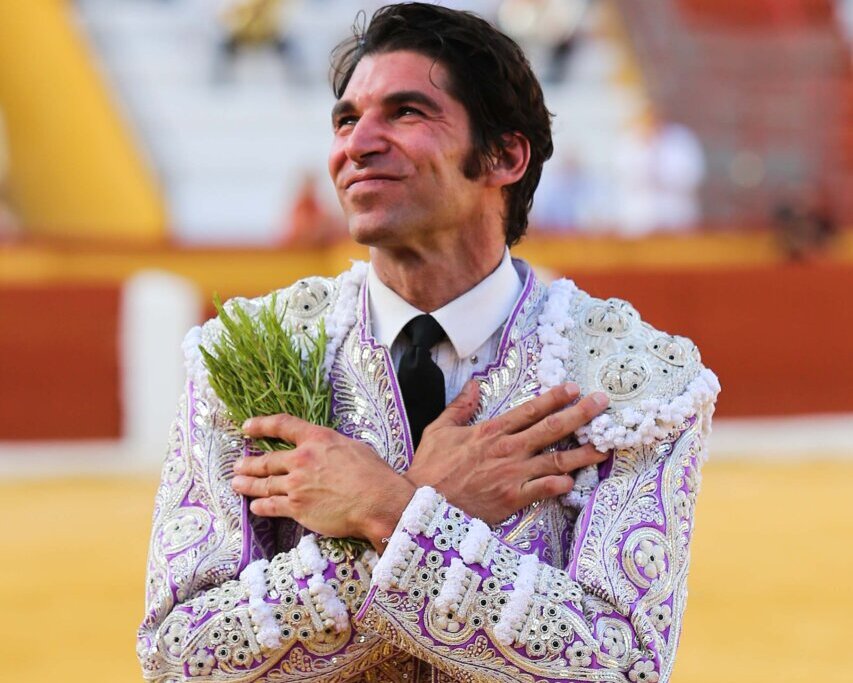 El adiós de Cayetano en Écija, en imágenes