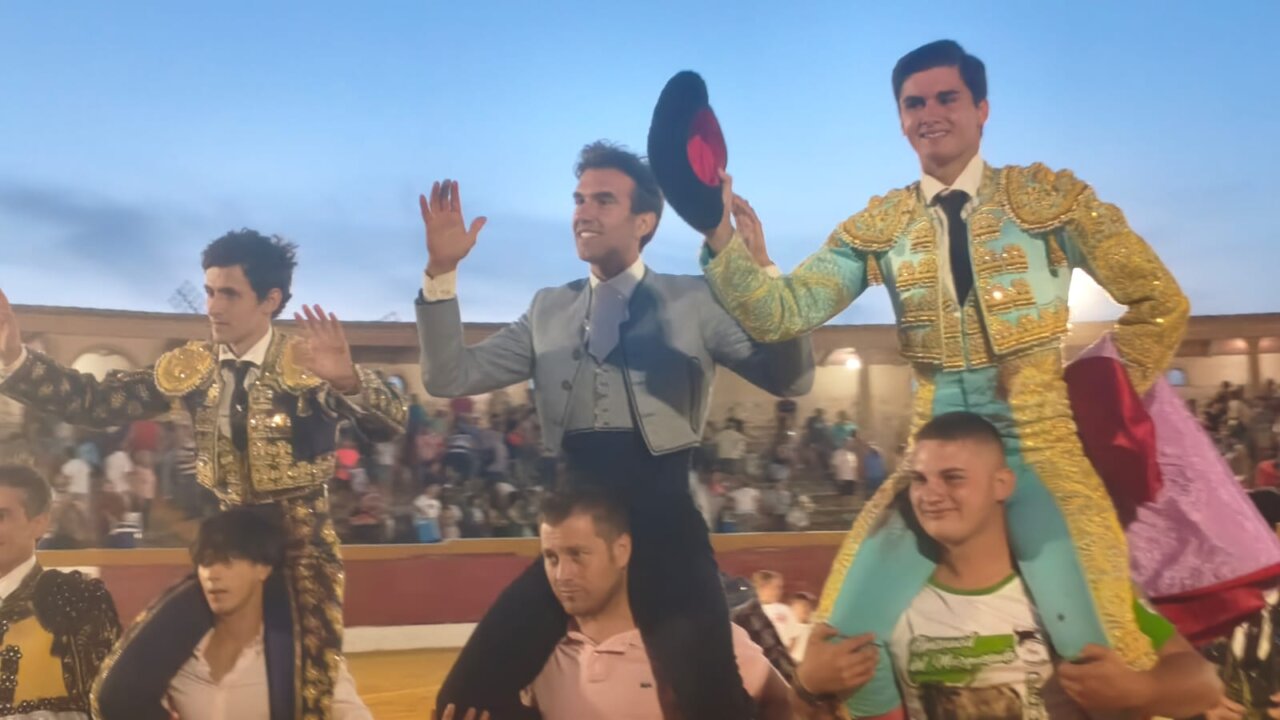 Sergio Galán, Manuel Vera y Jesús Romero triunfan en Villamayor de Santiago
