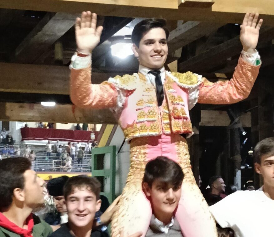 Hugo Masiá, por la puerta grande de Algemesí